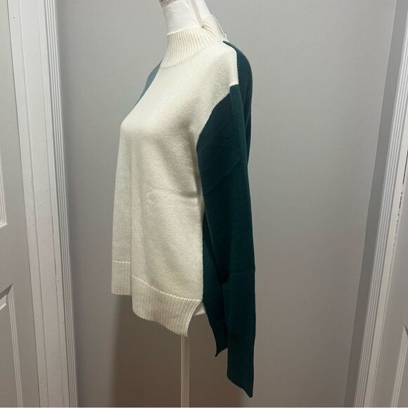 NWT Revolve One Grey Day Cashmere color block turtleneck size small oversized - Picture 7 of 10